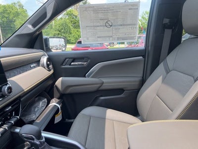 2025 Chevrolet Colorado ZR2