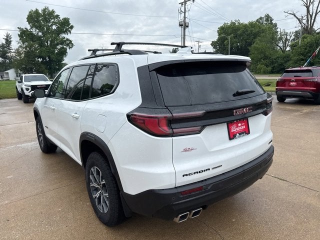 2025 GMC Acadia AT4