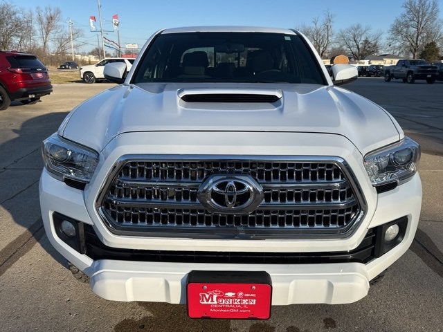 2016 Toyota Tacoma SR