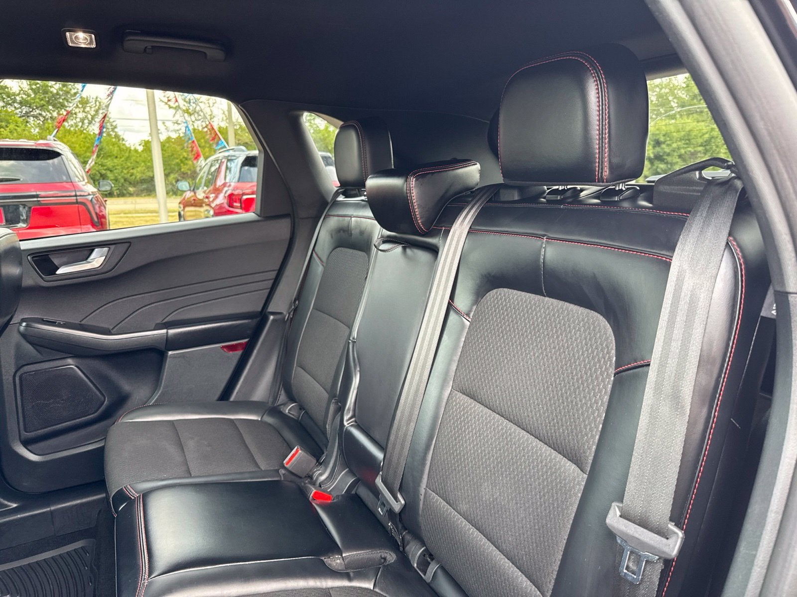 2025 Ford Escape ST-Line Select
