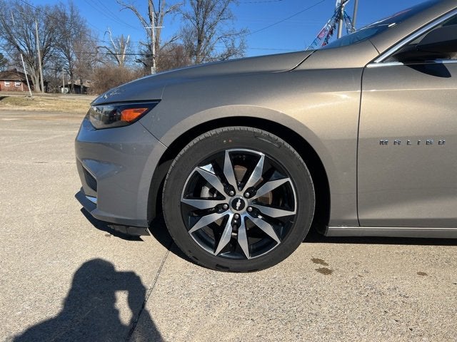 2017 Chevrolet Malibu LT