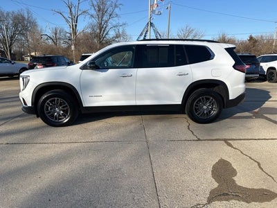 2025 GMC Acadia Elevation