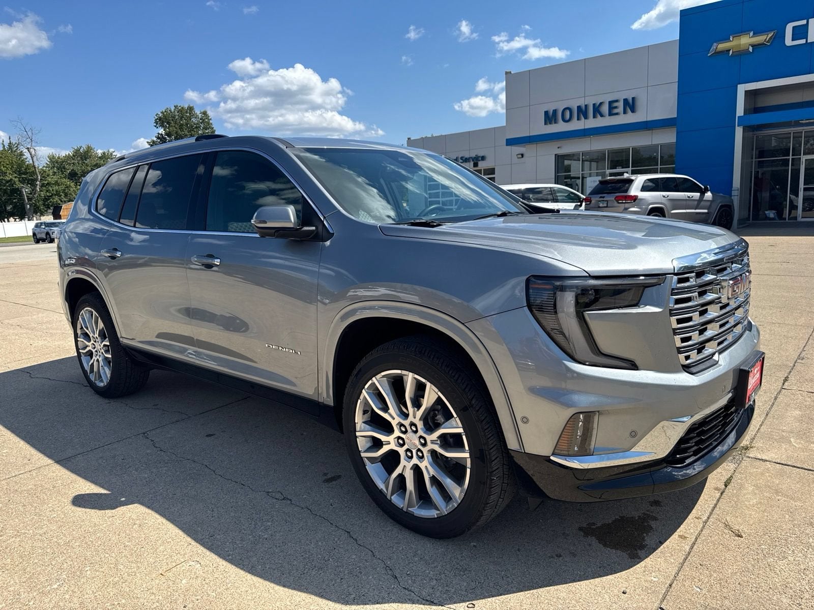 2024 GMC Acadia Denali
