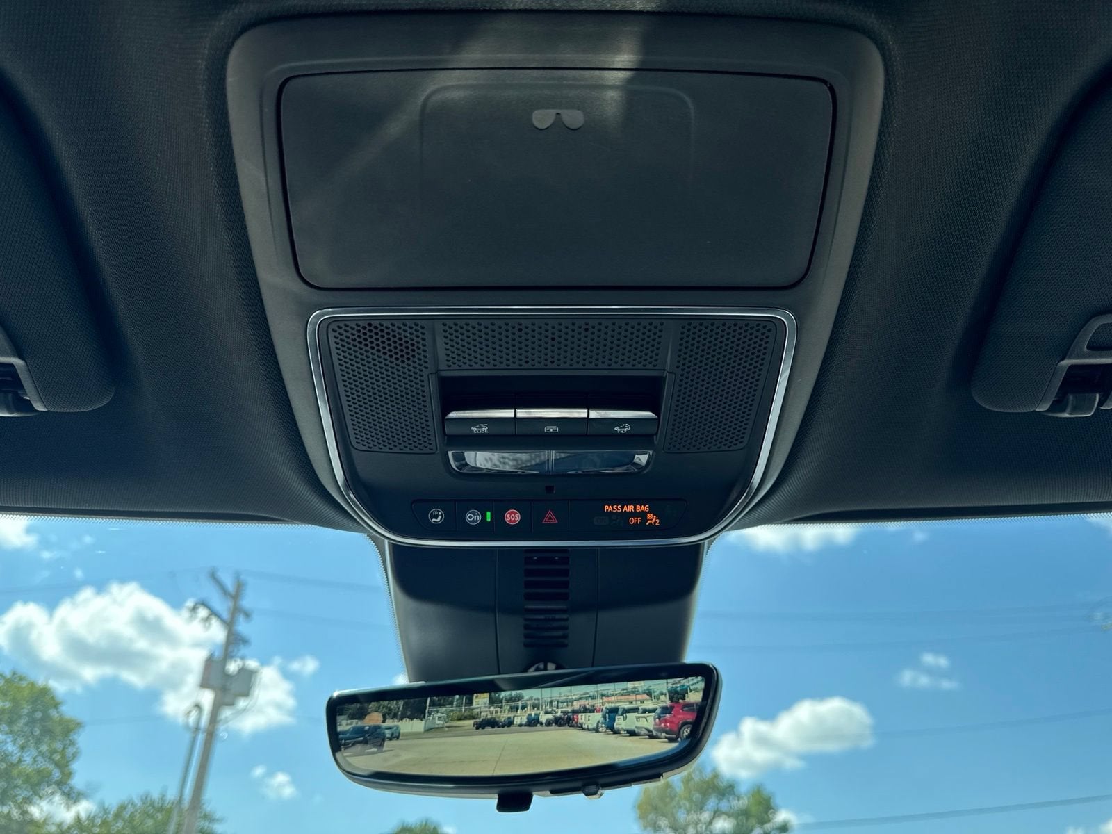 2024 GMC Acadia Denali