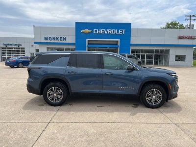 2024 Chevrolet Traverse LS