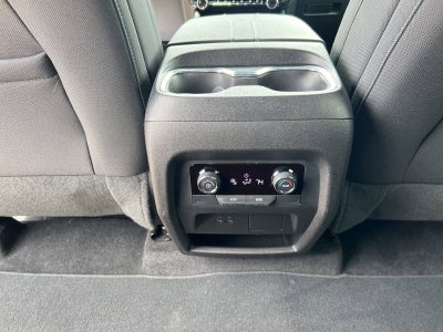 2024 Chevrolet Traverse LS