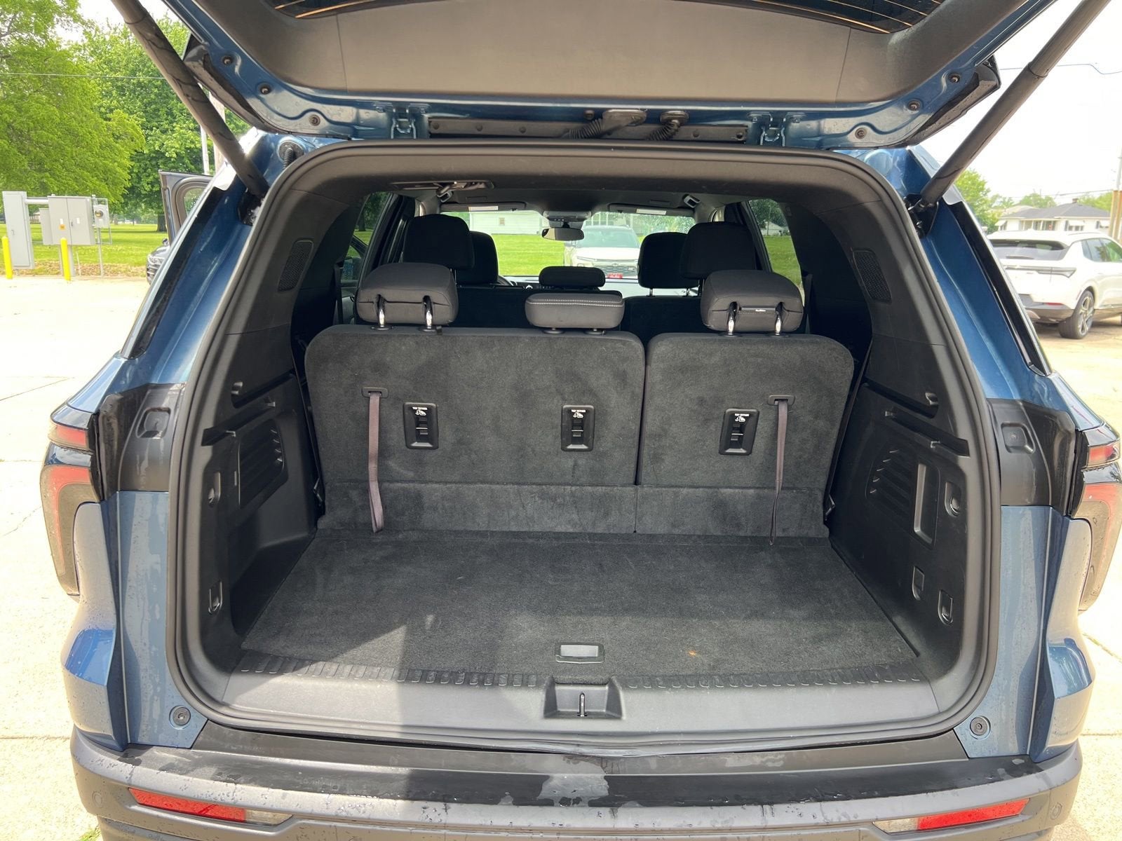2024 Chevrolet Traverse LS