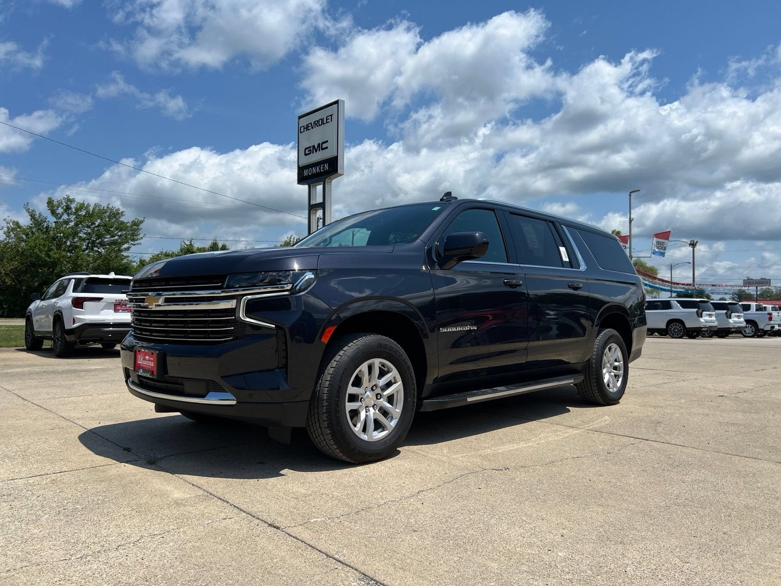 2024 Chevrolet Suburban LT