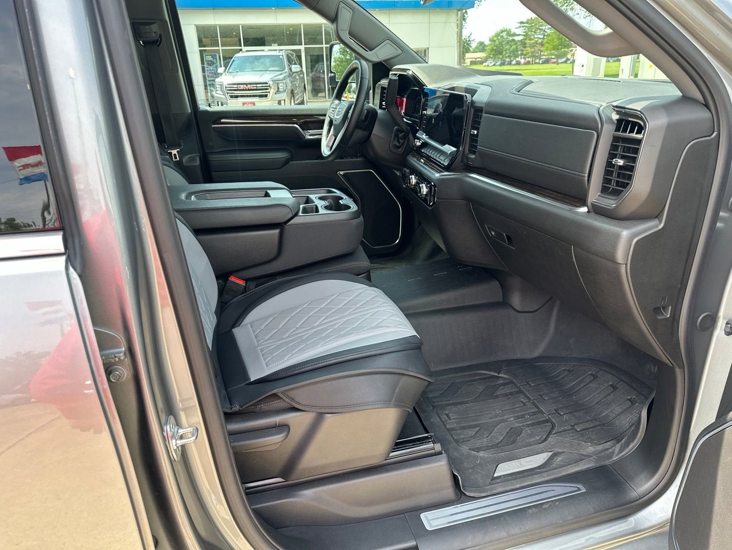 2025 GMC Sierra 2500 HD SLE