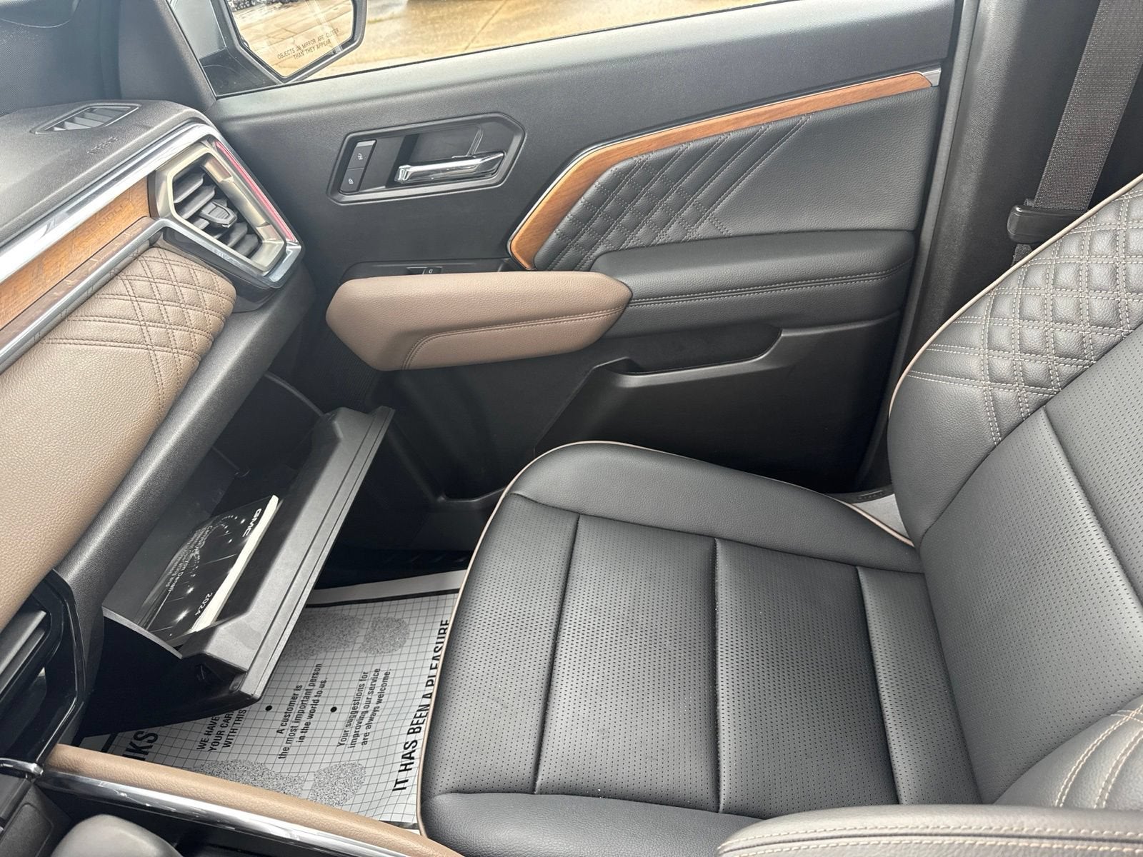 2024 GMC Canyon Denali