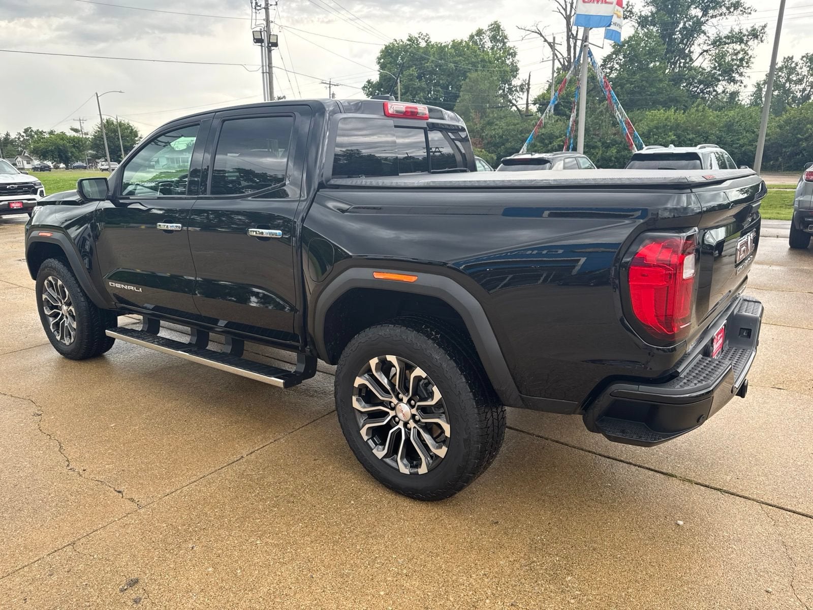 2024 GMC Canyon Denali