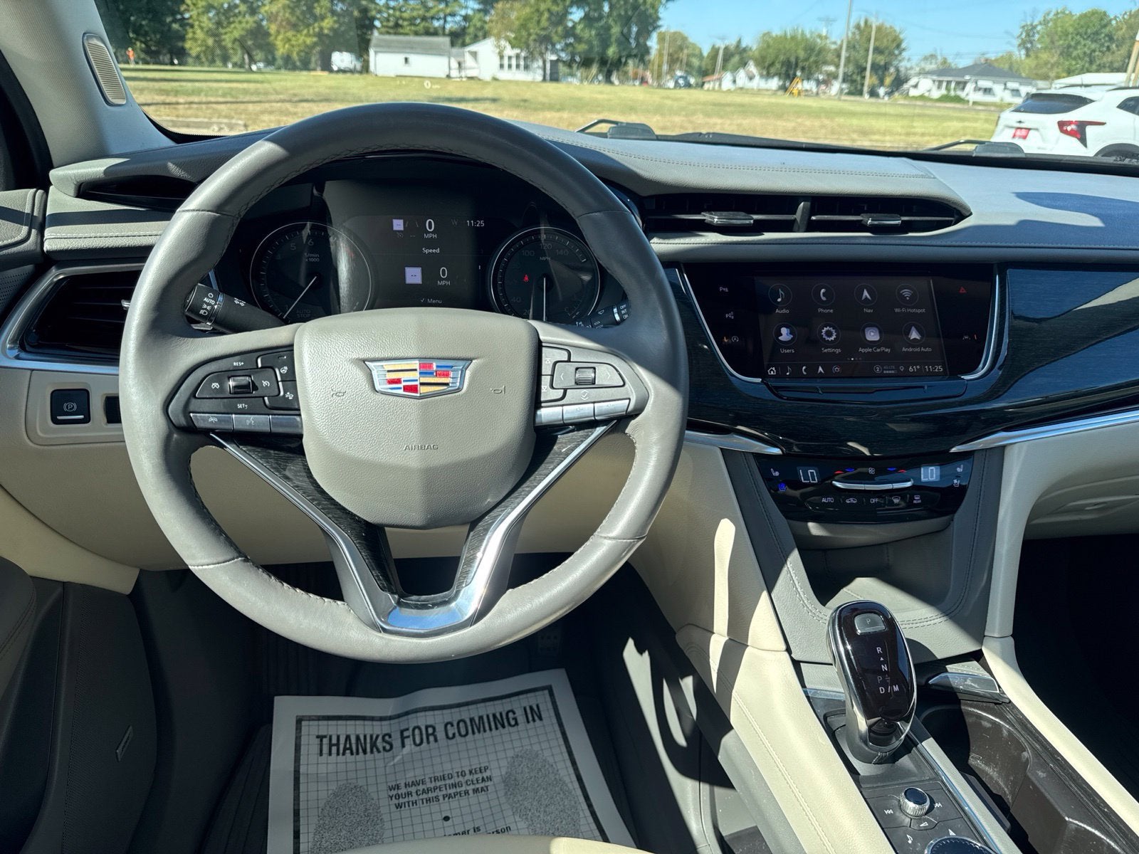 2023 Cadillac XT6 FWD Premium Luxury