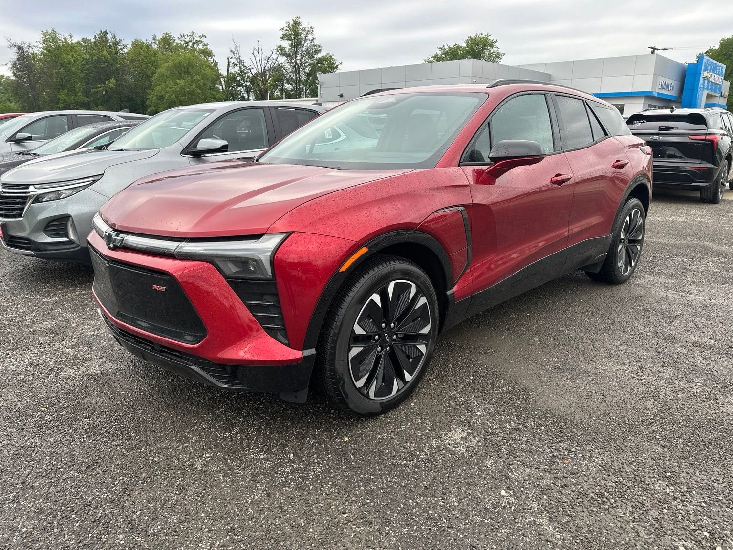 Used 2024 Chevrolet Blazer EV RS with VIN 3GNKDCRJ3RS262070 for sale in Centralia, IL