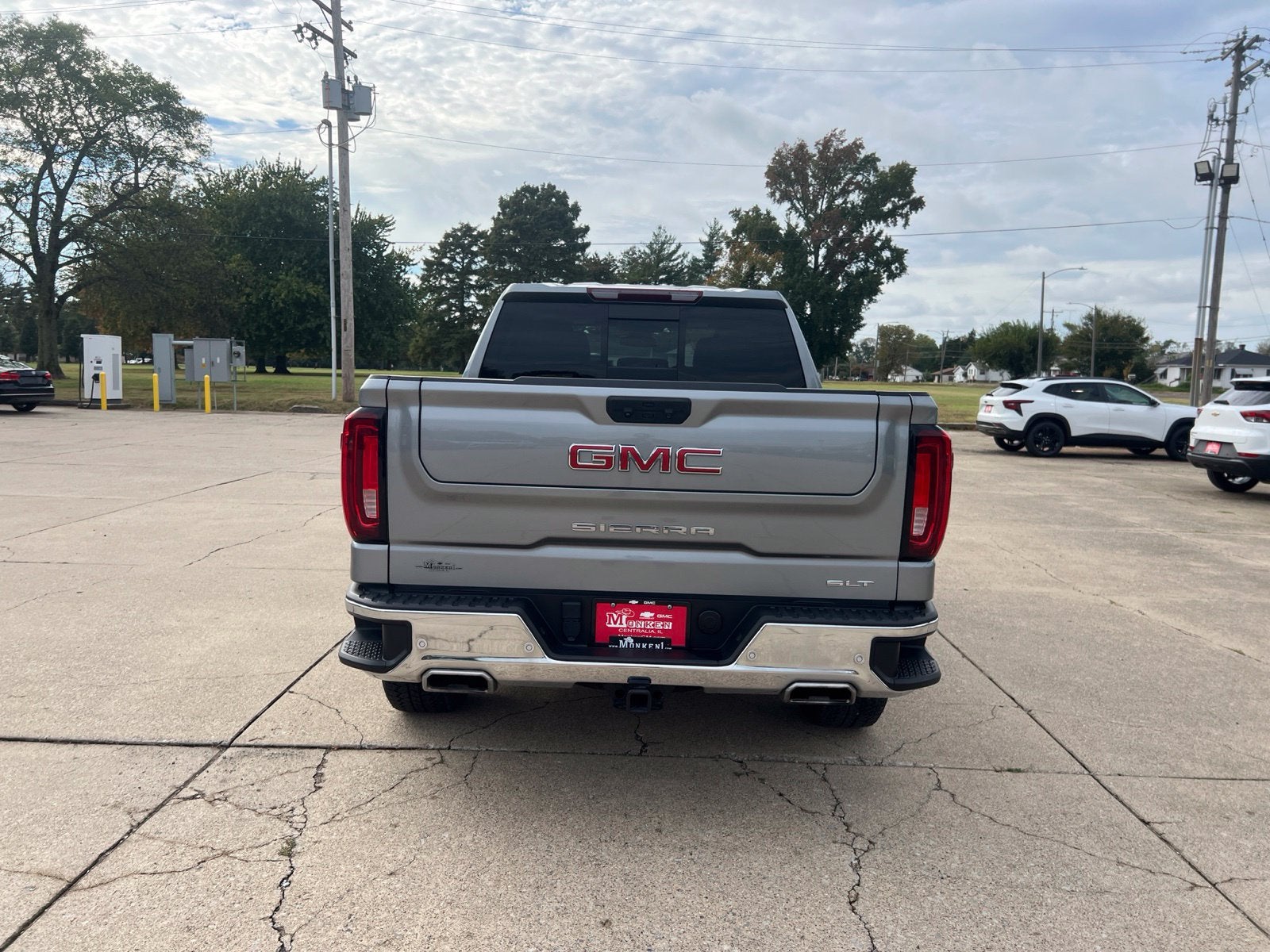 2024 GMC Sierra 1500 SLT