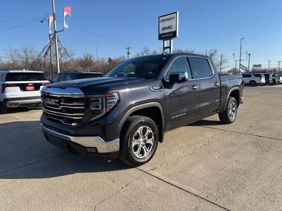 2025 GMC Sierra 1500 SLT