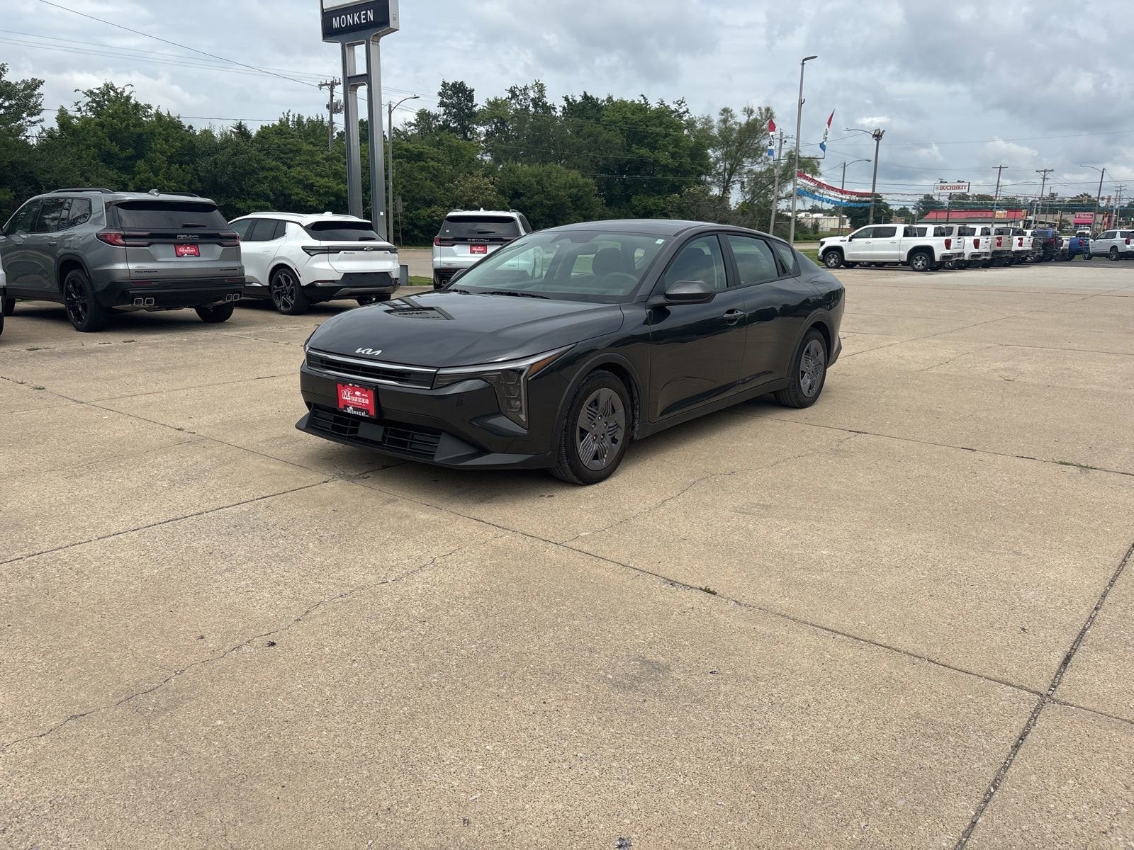 2025 Kia K4 LX