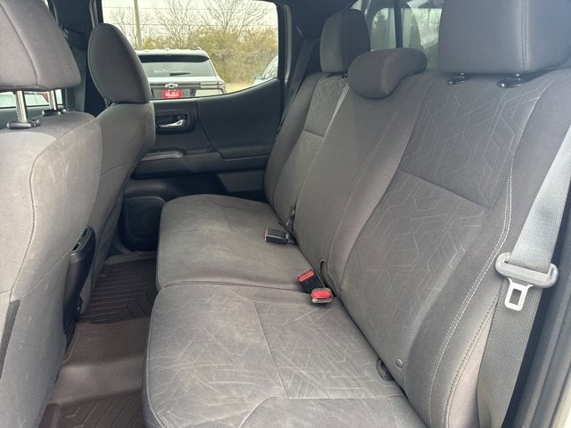 2016 Toyota Tacoma SR