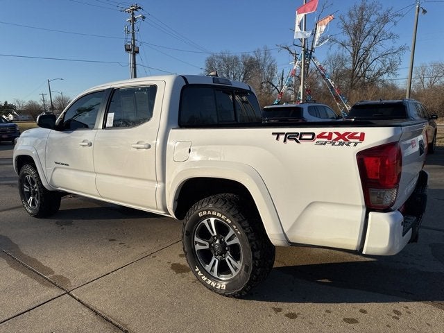 2016 Toyota Tacoma SR