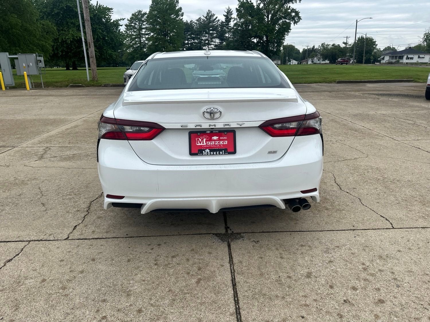 2024 Toyota Camry SE