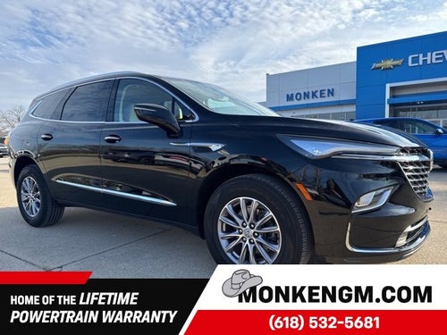 2023 Buick Enclave Essence