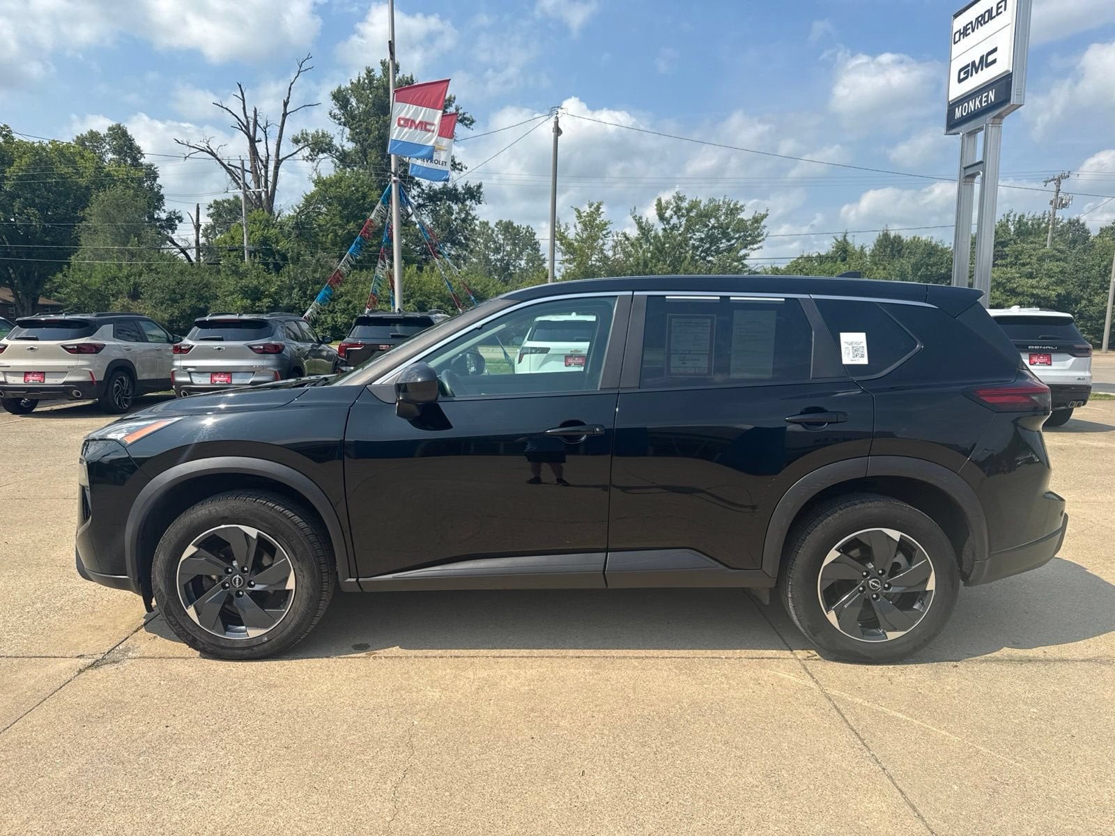 2024 Nissan Rogue SV